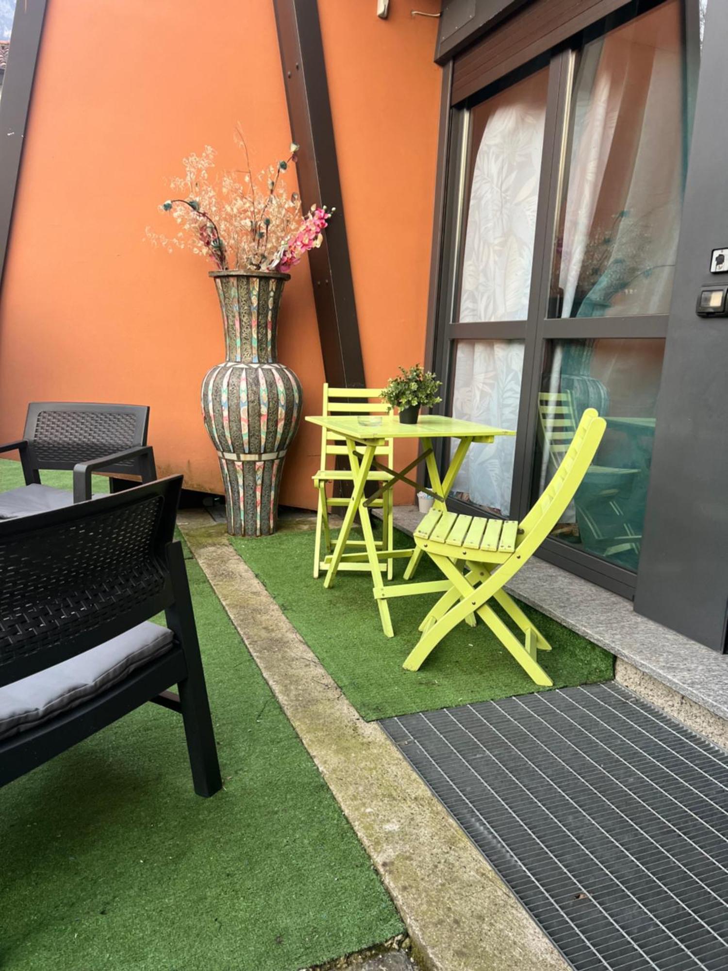 B&B Resilienza - Camera Privata Con Bagno Lecco Exterior photo