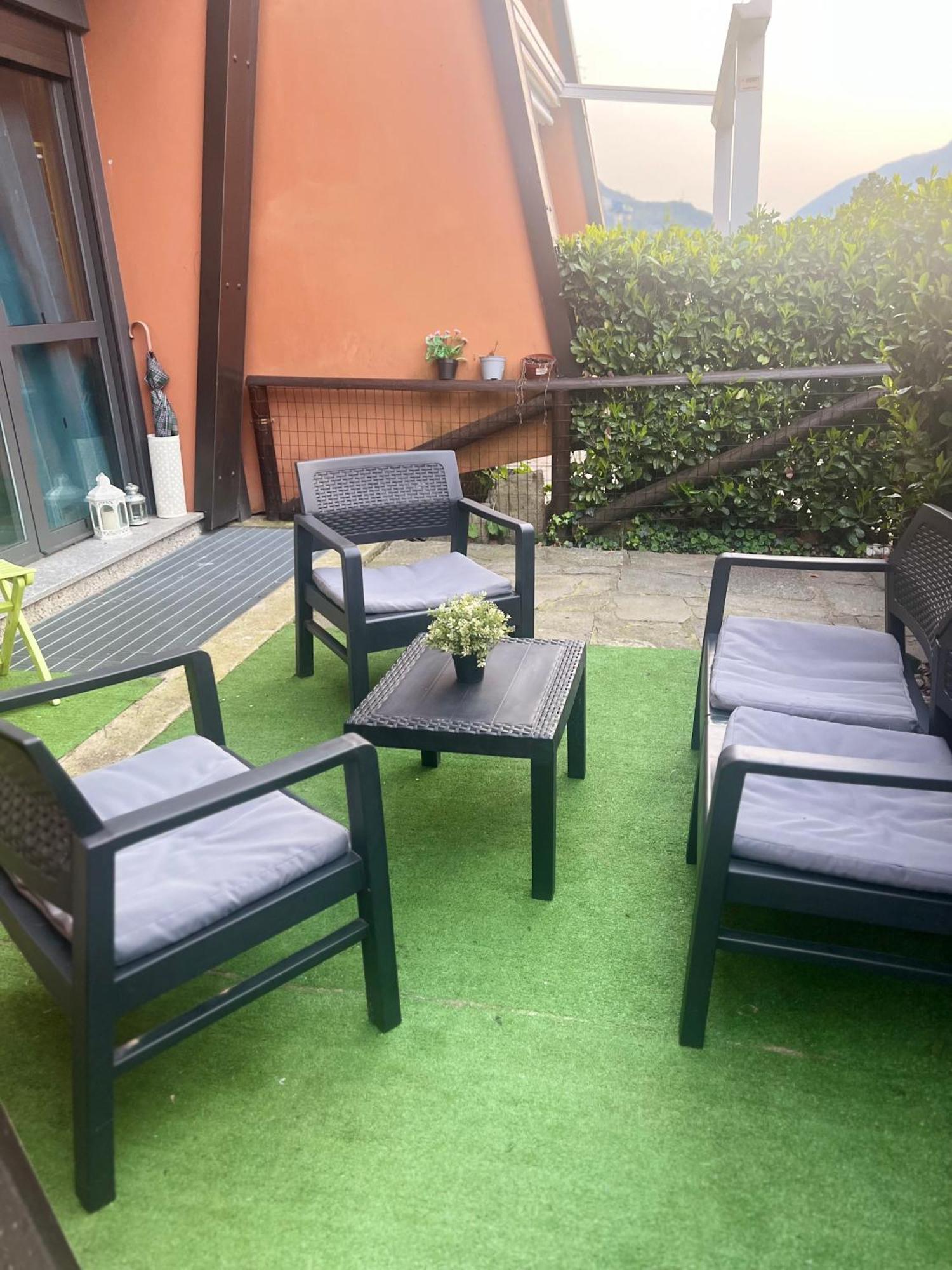 B&B Resilienza - Camera Privata Con Bagno Lecco Exterior photo